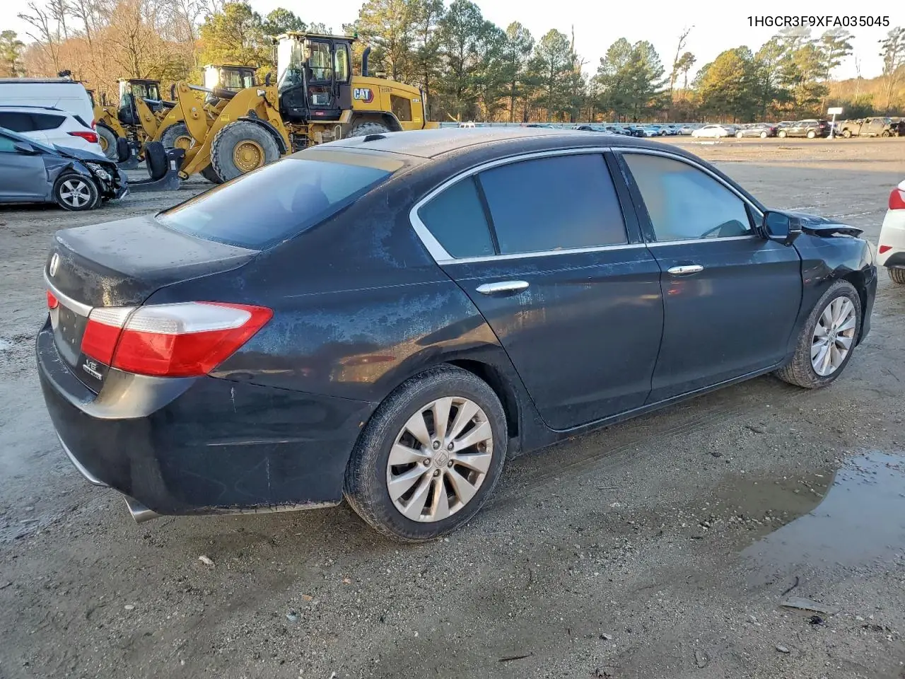 1HGCR3F9XFA035045 2015 Honda Accord Touring