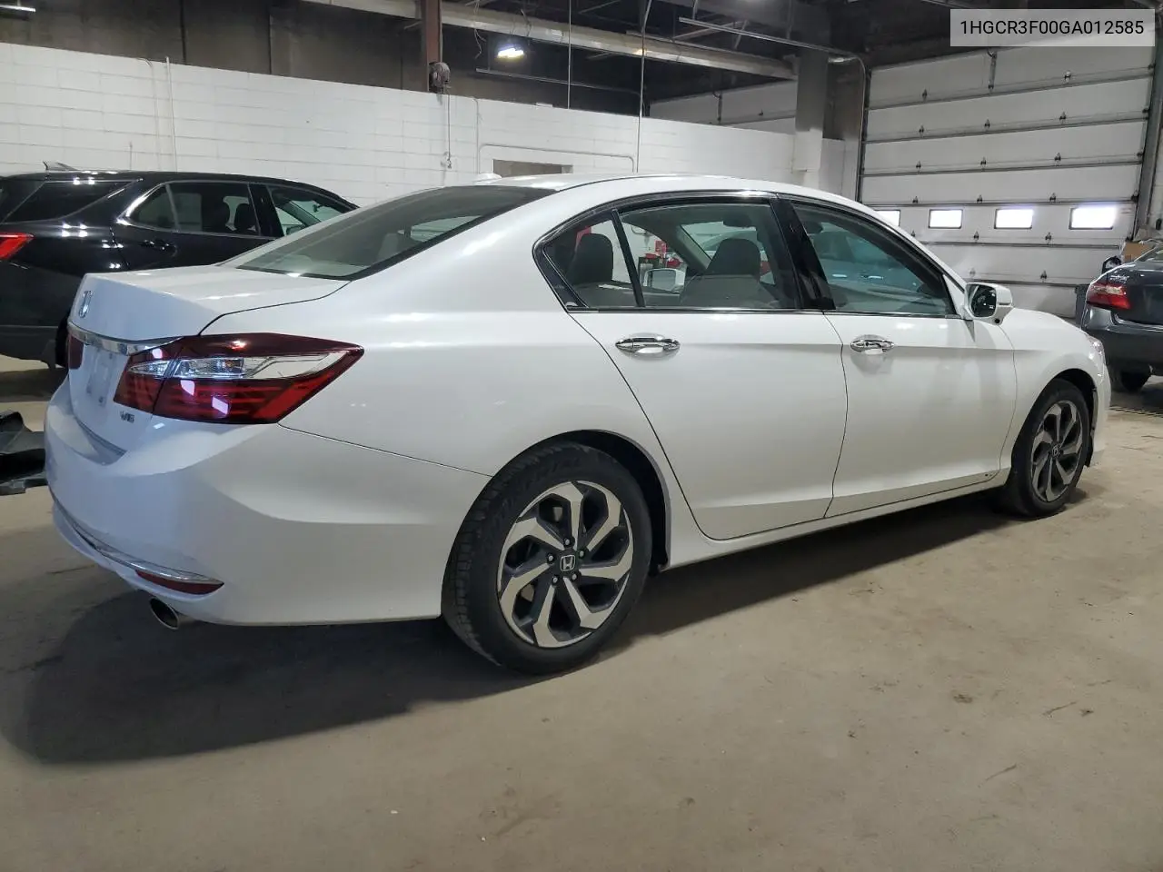 1HGCR3F00GA012585 2016 Honda Accord Exl