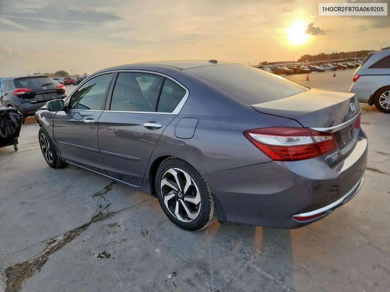 1HGCR2F87GA069205 2016 Honda Accord Exl