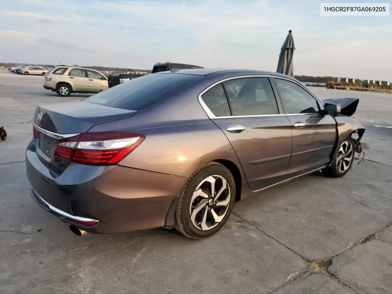 1HGCR2F87GA069205 2016 Honda Accord Exl