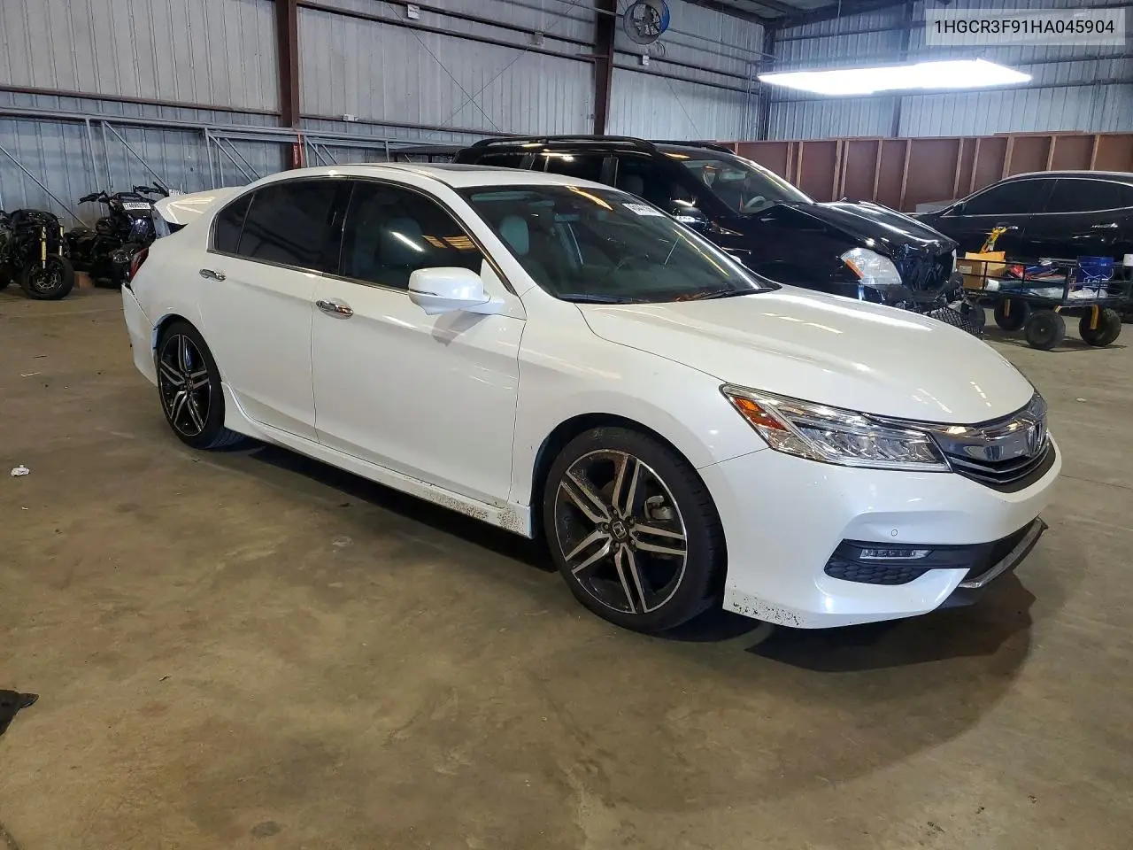 1HGCR3F91HA045904 2017 Honda Accord