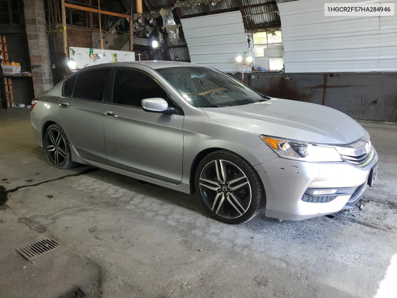 1HGCR2F57HA284946 2017 Honda Accord Sport