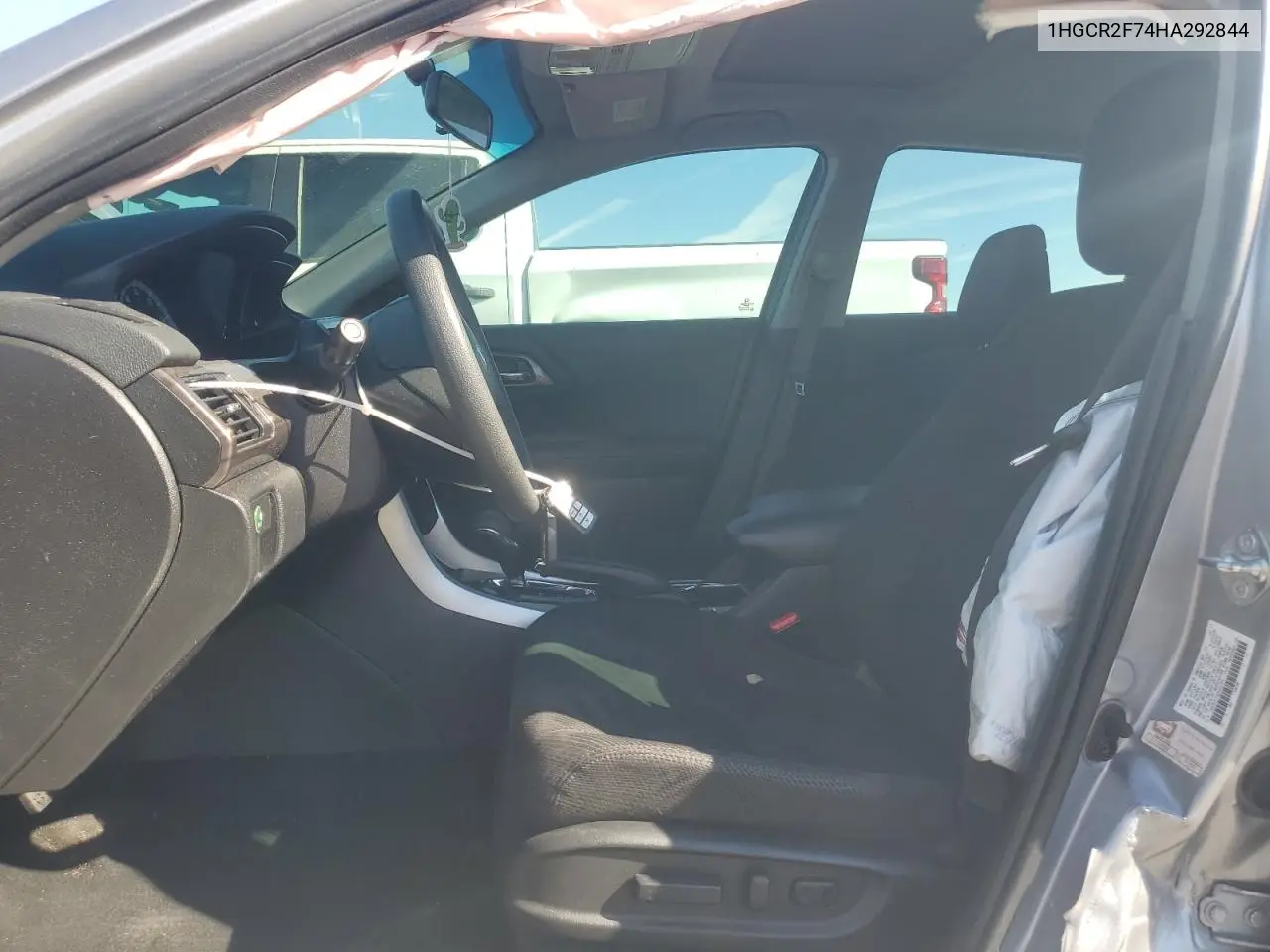 1HGCR2F74HA292844 2017 Honda Accord Ex