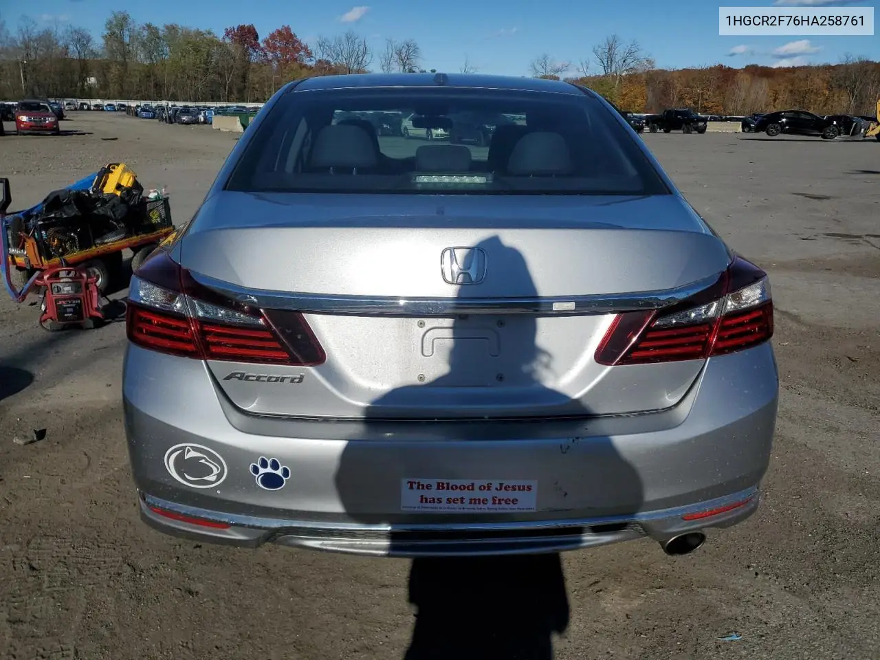 1HGCR2F76HA258761 2017 Honda Accord Ex