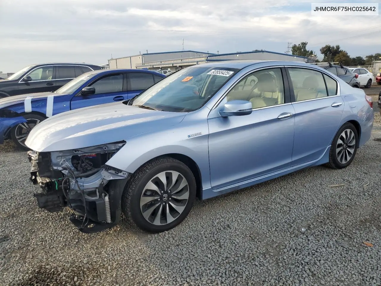 JHMCR6F75HC025642 2017 Honda Accord Touring Hybrid