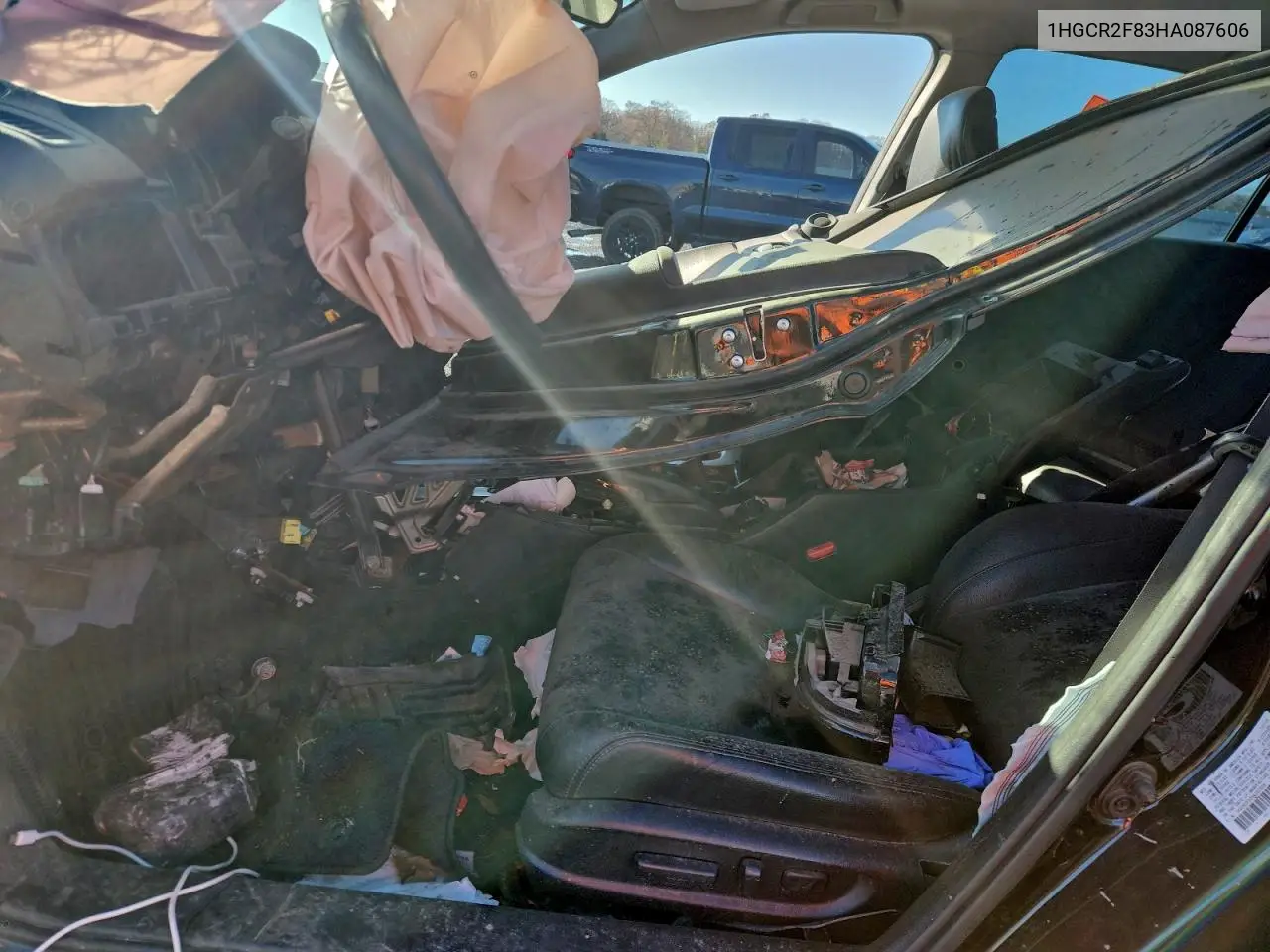 1HGCR2F83HA087606 2017 Honda Accord Exl