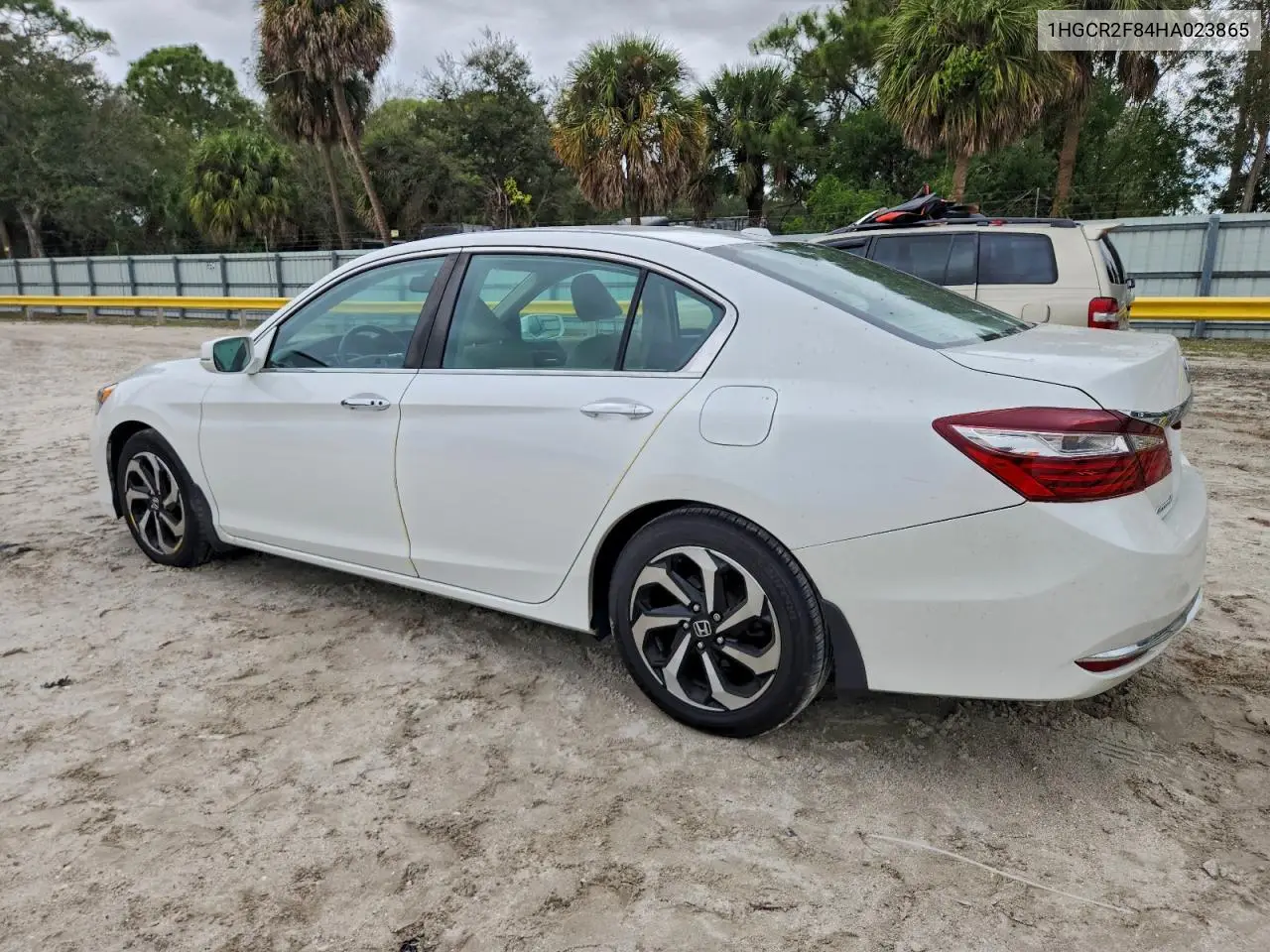 1HGCR2F84HA023865 2017 Honda Accord Exl