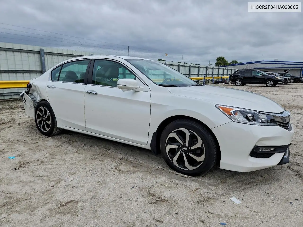 1HGCR2F84HA023865 2017 Honda Accord Exl