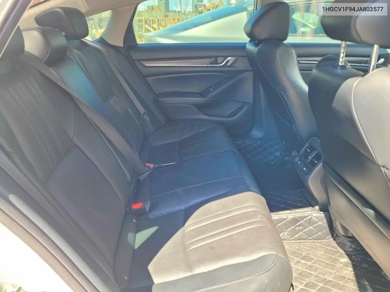 1HGCV1F94JA803577 2018 Honda Accord Touring