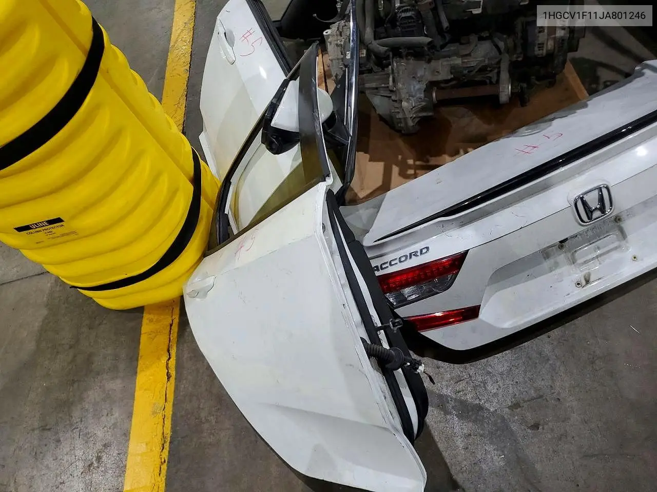 1HGCV1F11JA801246 2018 Honda Accord Lx