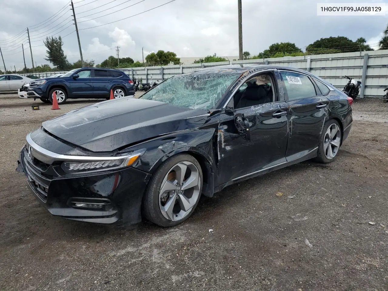 1HGCV1F99JA058129 2018 Honda Accord Touring