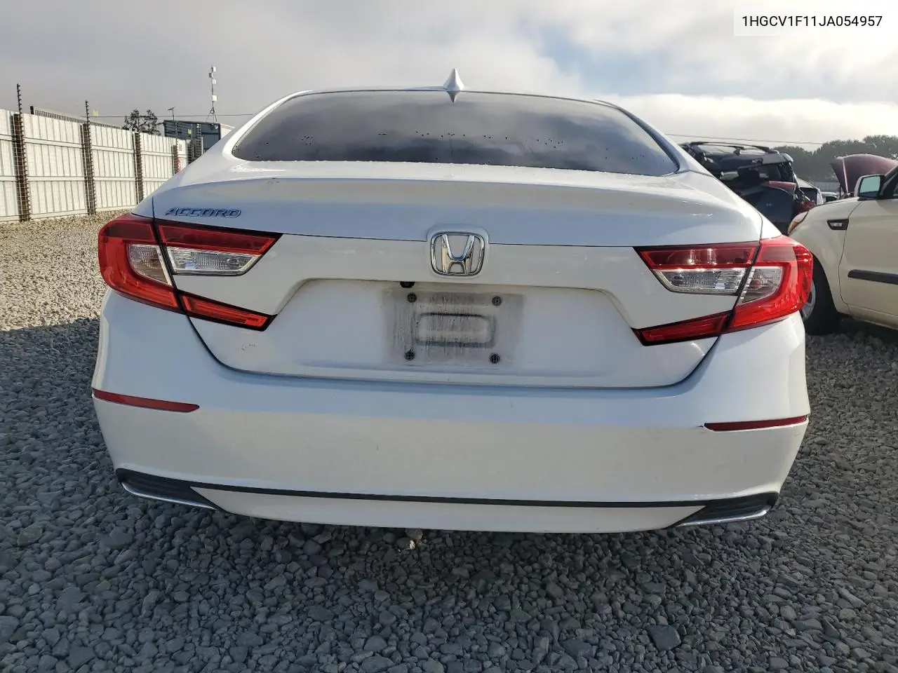 1HGCV1F11JA054957 2018 Honda Accord Lx
