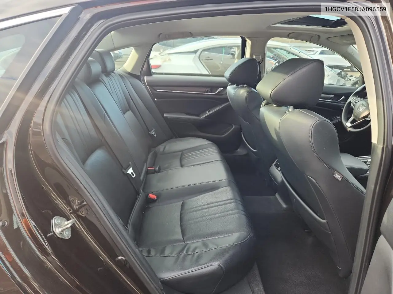 1HGCV1F58JA096559 2018 Honda Accord Exl