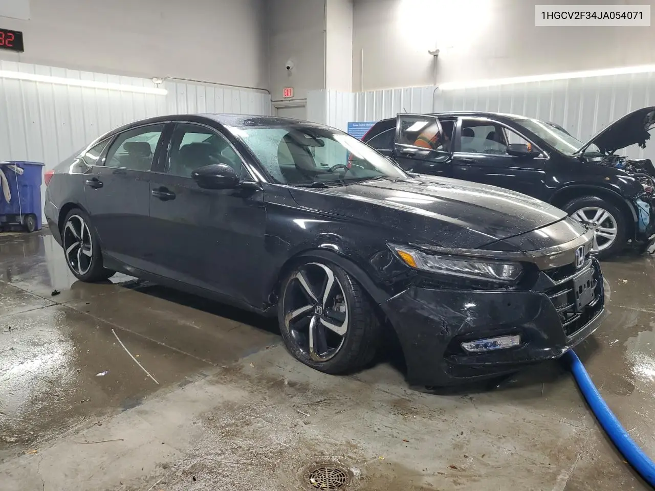 1HGCV2F34JA054071 2018 Honda Accord Sport