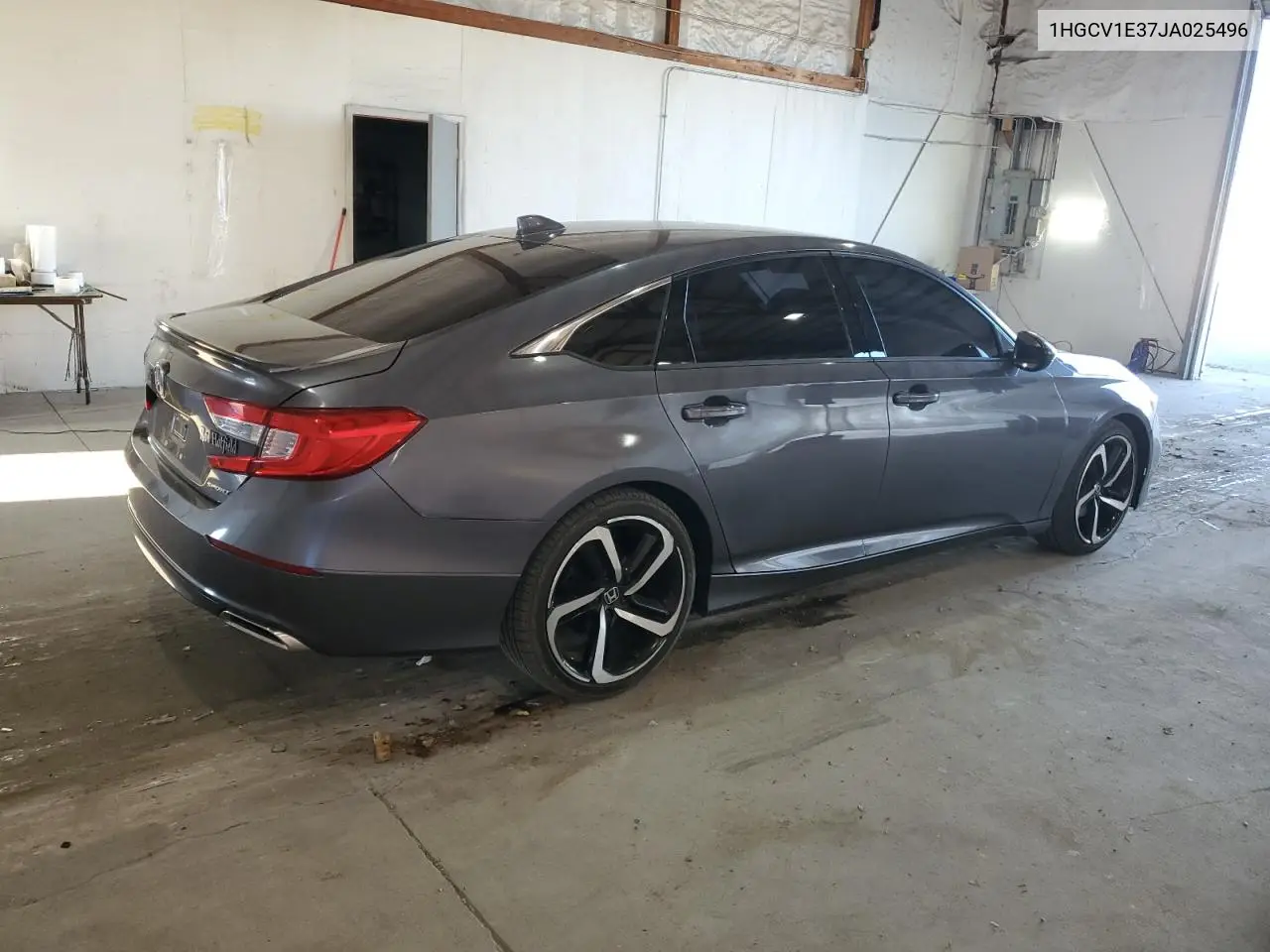 1HGCV1E37JA025496 2018 Honda Accord Sport