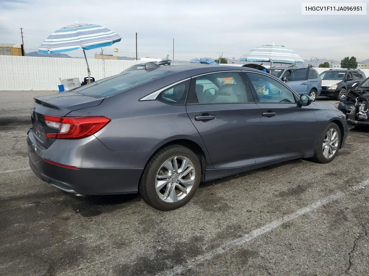 1HGCV1F11JA096951 2018 Honda Accord Lx