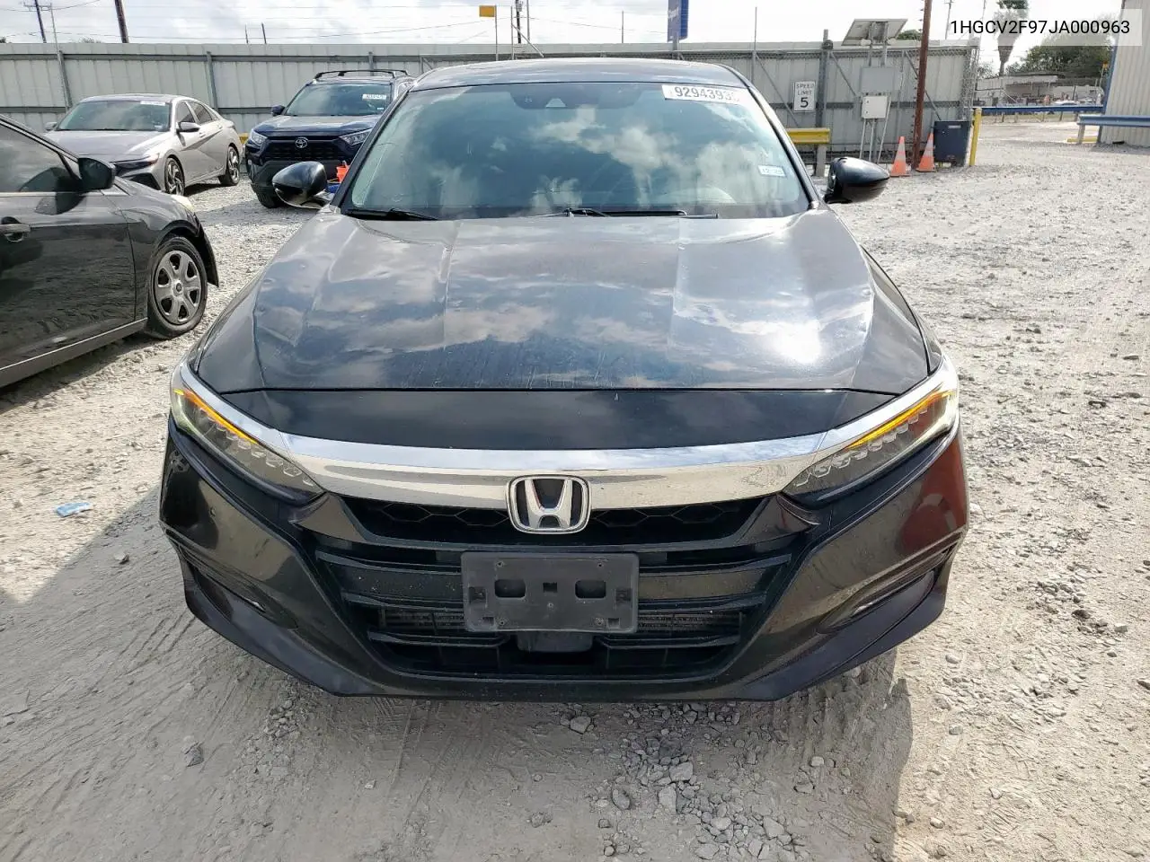 1HGCV2F97JA000963 2018 Honda Accord Touring