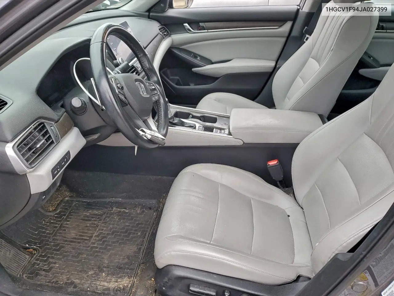 1HGCV1F94JA027399 2018 Honda Accord Touring