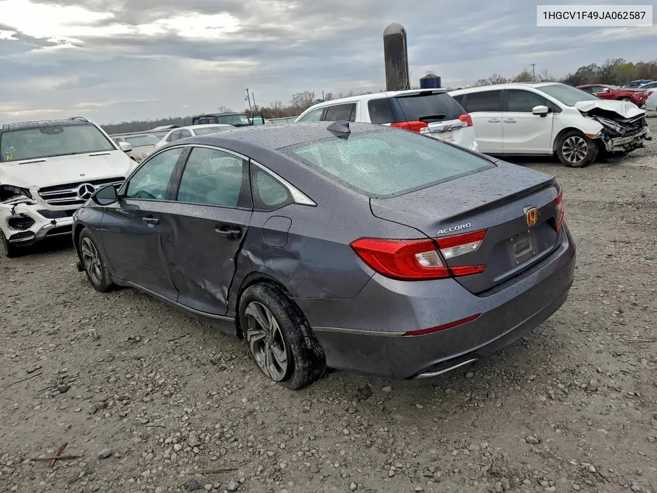 1HGCV1F49JA062587 2018 Honda Accord Ex