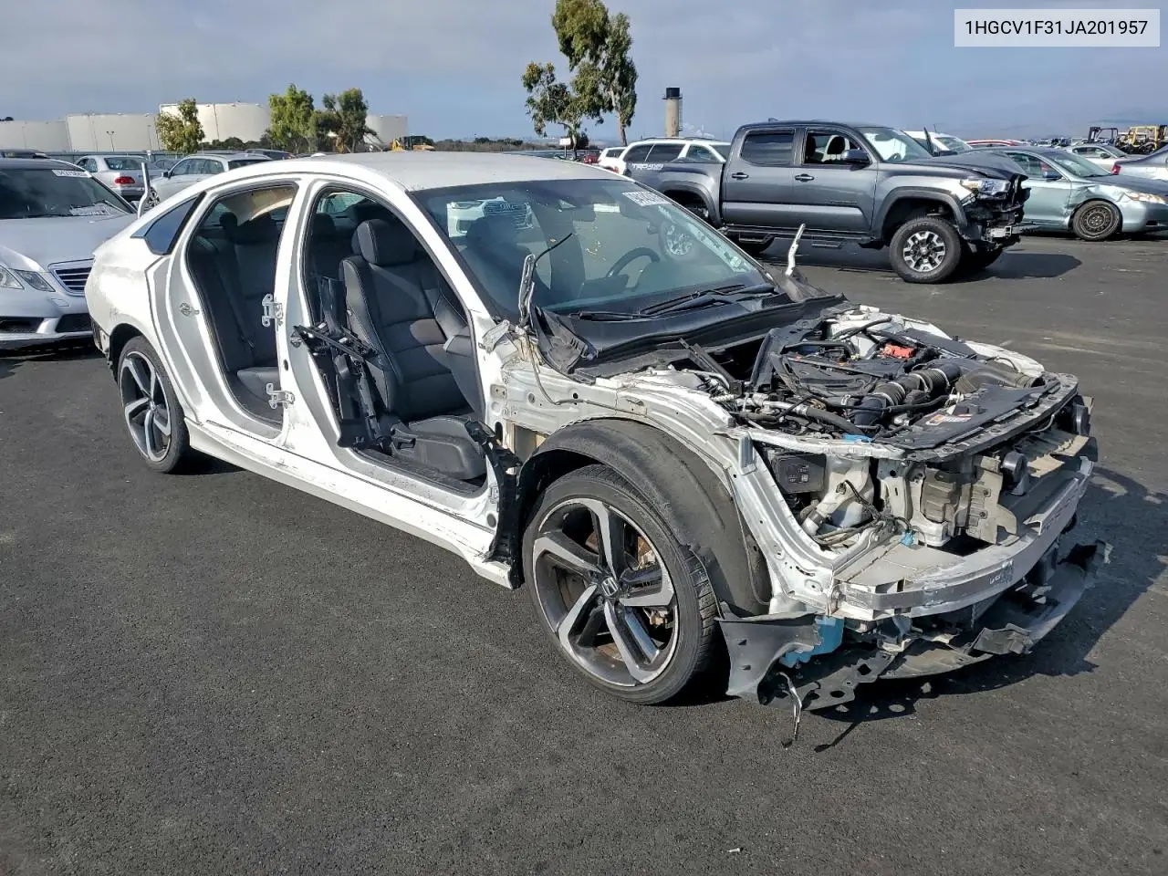 1HGCV1F31JA201957 2018 Honda Accord Sport