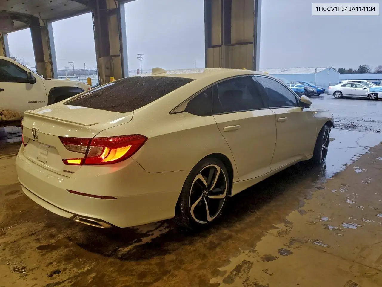 1HGCV1F34JA114134 2018 Honda Accord Sport