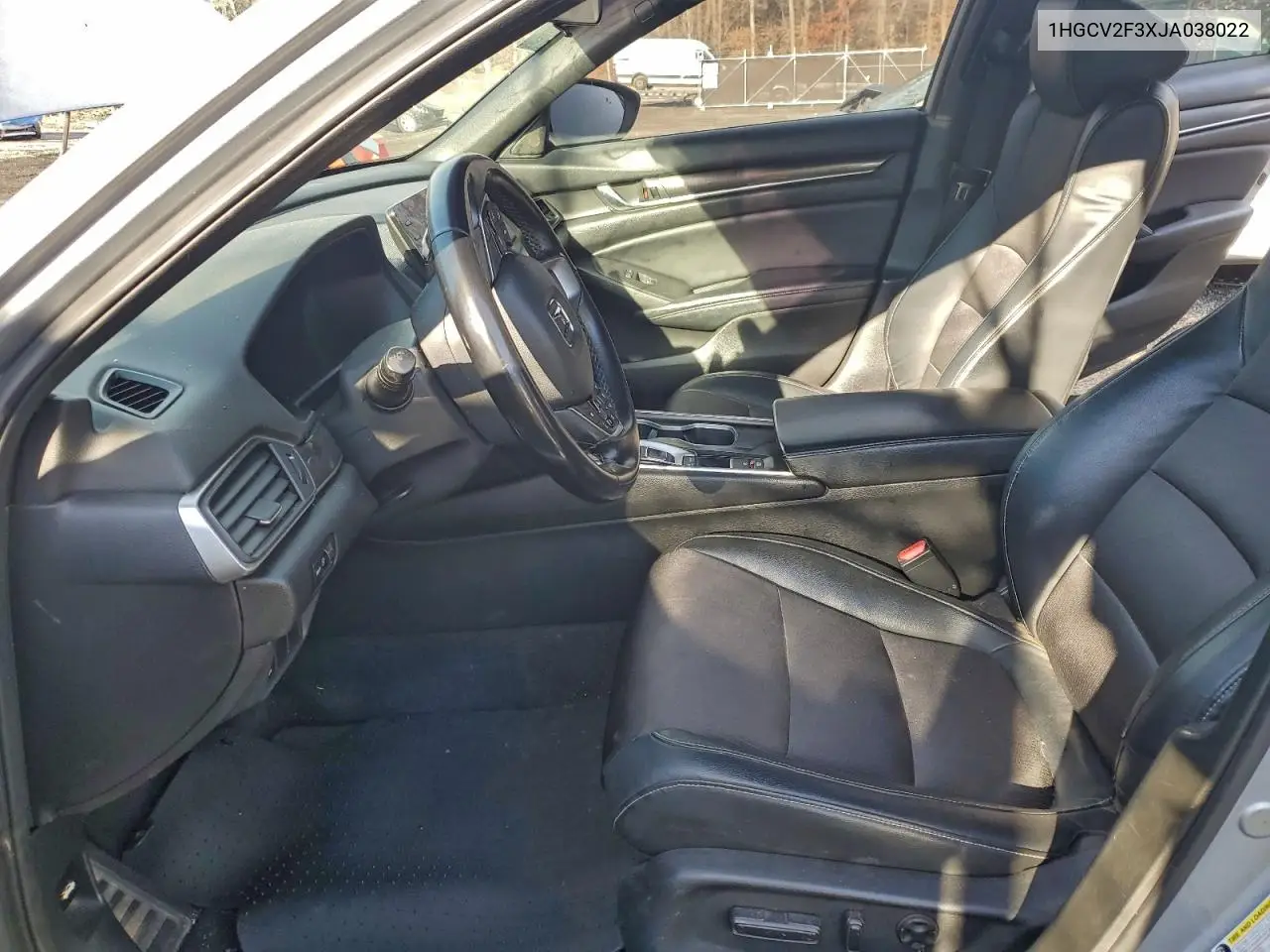 1HGCV2F3XJA038022 2018 Honda Accord Sport