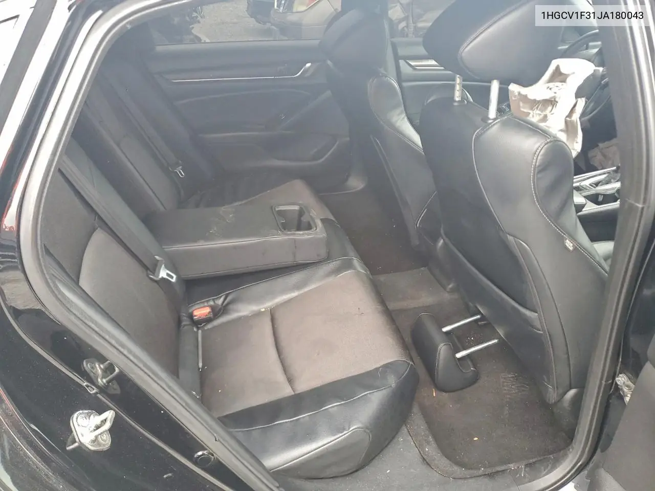 1HGCV1F31JA180043 2018 Honda Accord Sport
