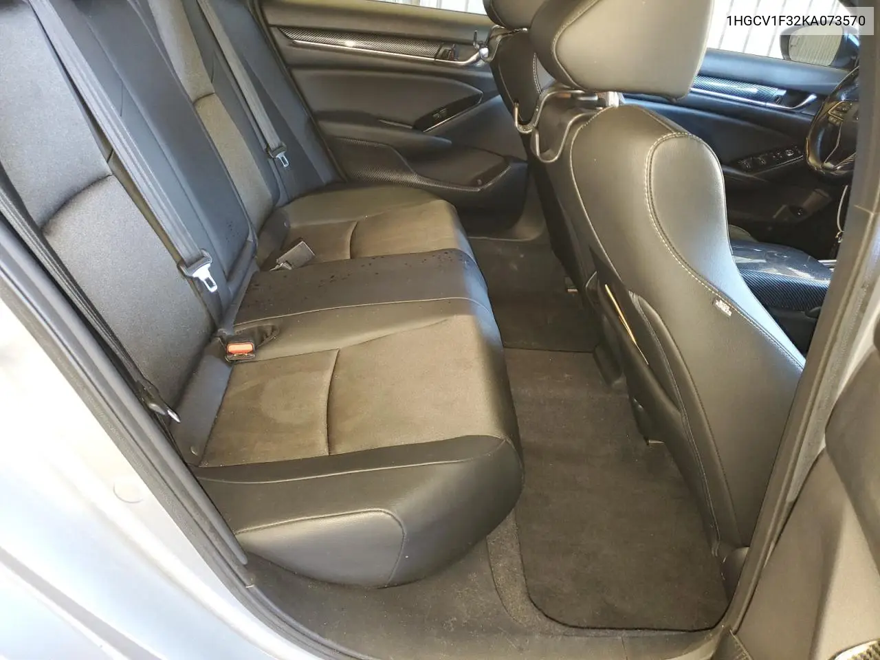 1HGCV1F32KA073570 2019 Honda Accord Sport
