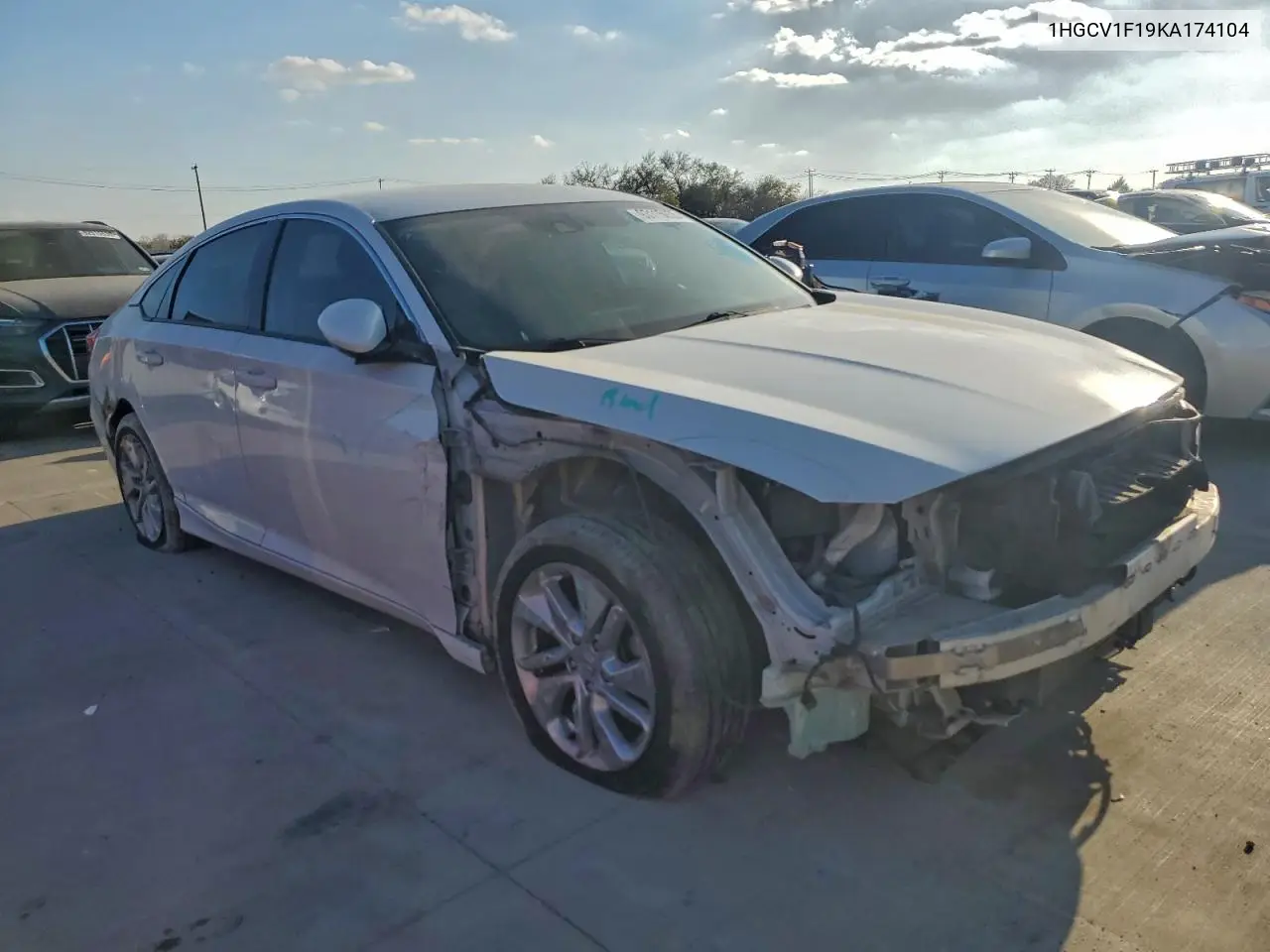 1HGCV1F19KA174104 2019 Honda Accord Lx
