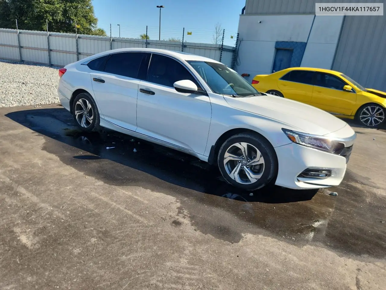 1HGCV1F44KA117657 2019 Honda Accord Ex