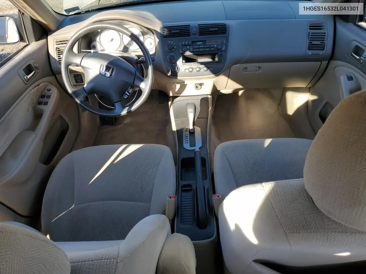 1HGES16532L041301 2002 Honda Civic Lx