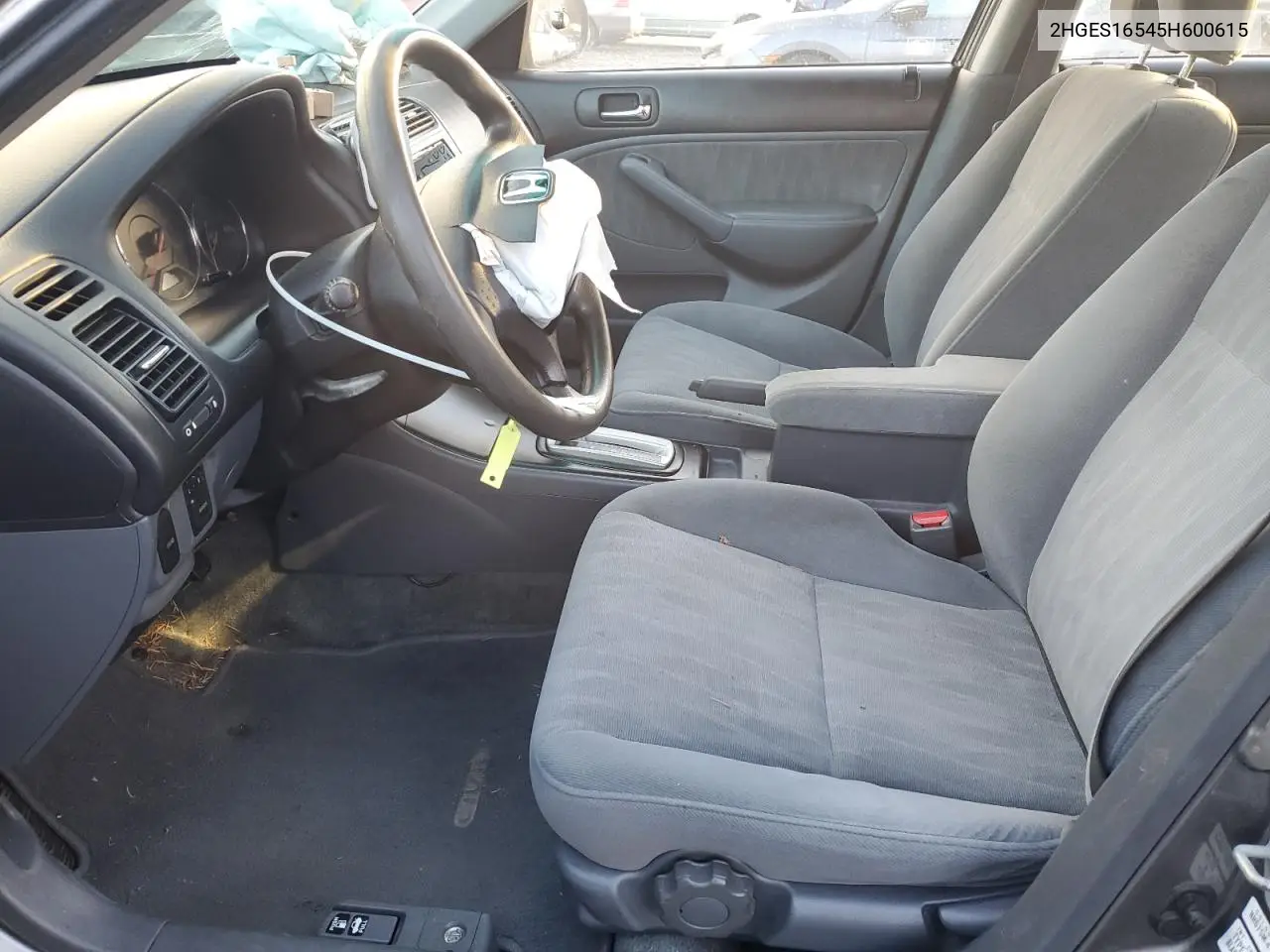 2HGES16545H600615 2005 Honda Civic Lx