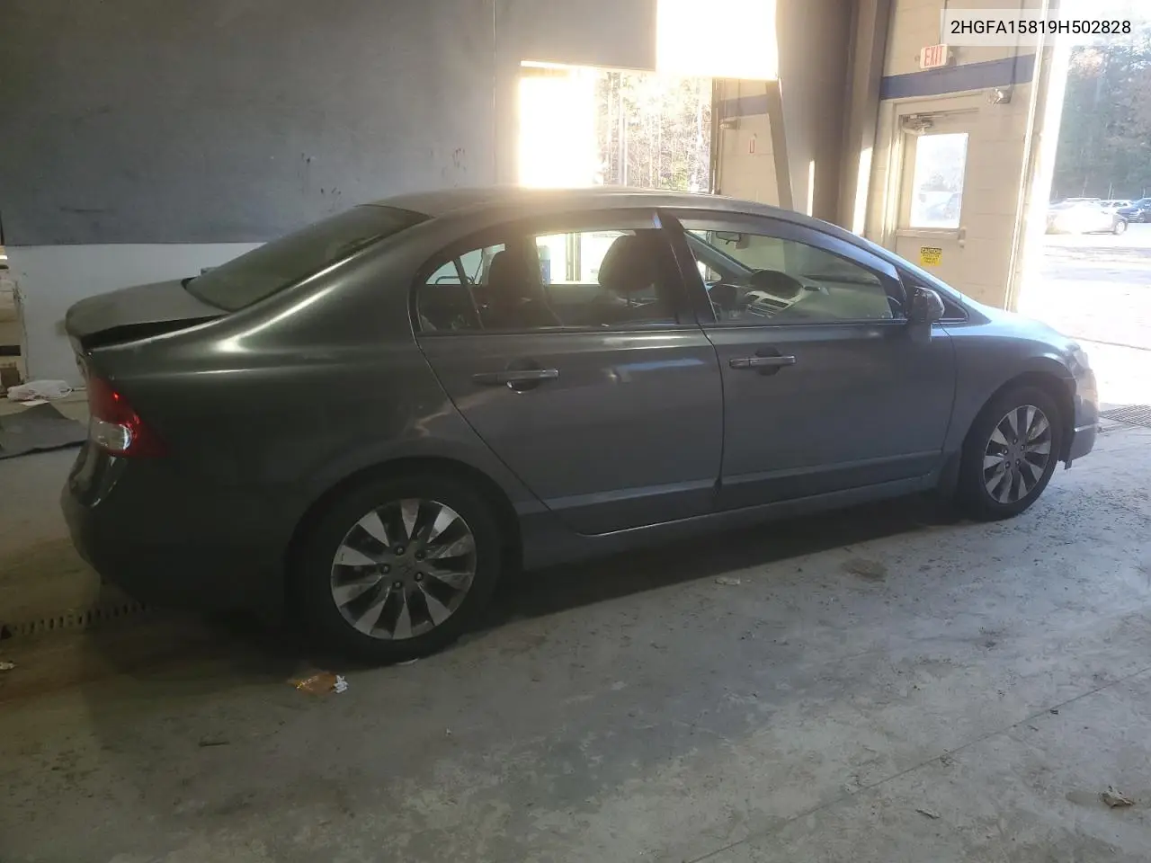 2HGFA15819H502828 2009 Honda Civic Ex