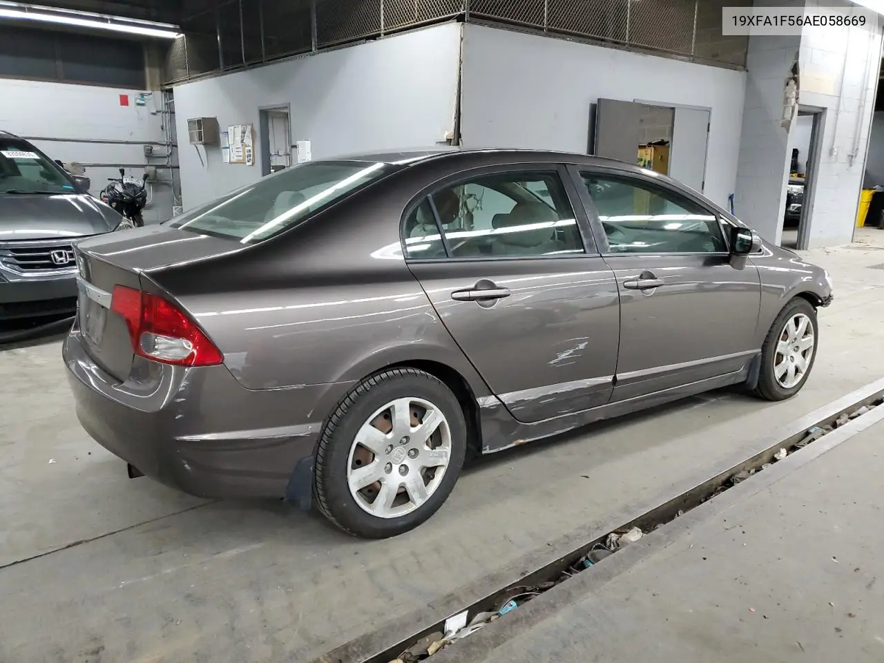 19XFA1F56AE058669 2010 Honda Civic Lx