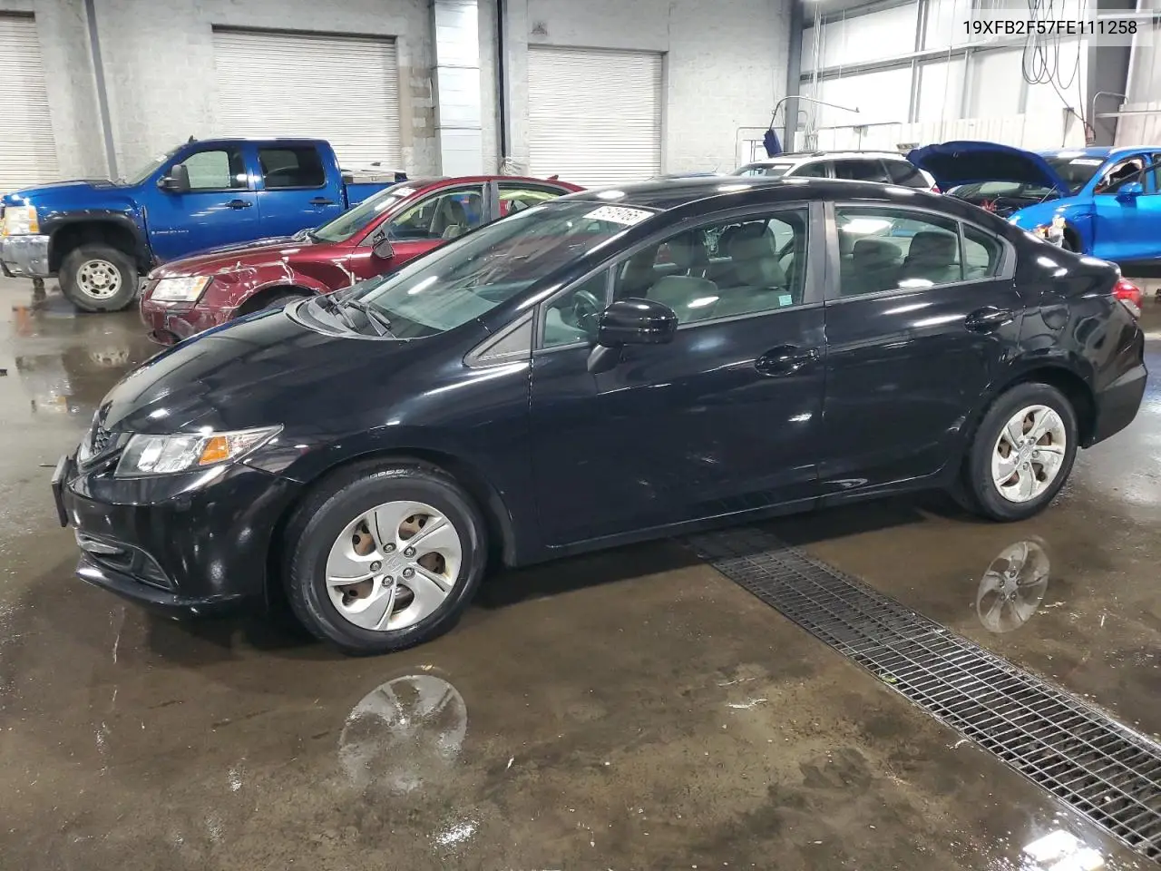 19XFB2F57FE111258 2015 Honda Civic Lx