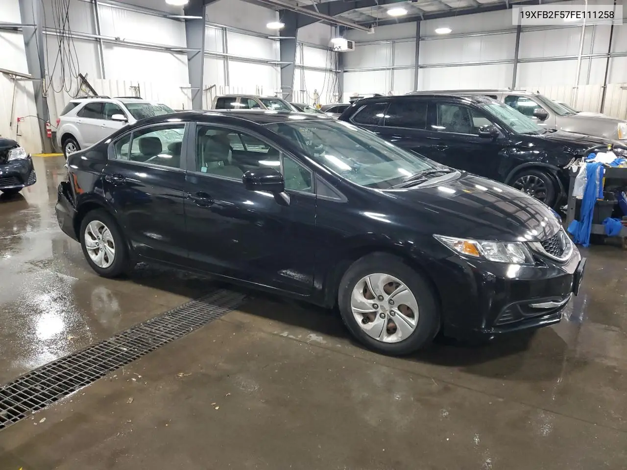 19XFB2F57FE111258 2015 Honda Civic Lx