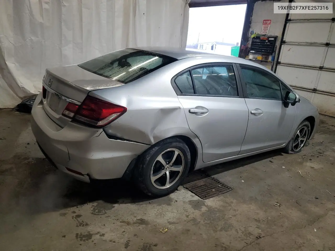 19XFB2F7XFE257316 2015 Honda Civic Se