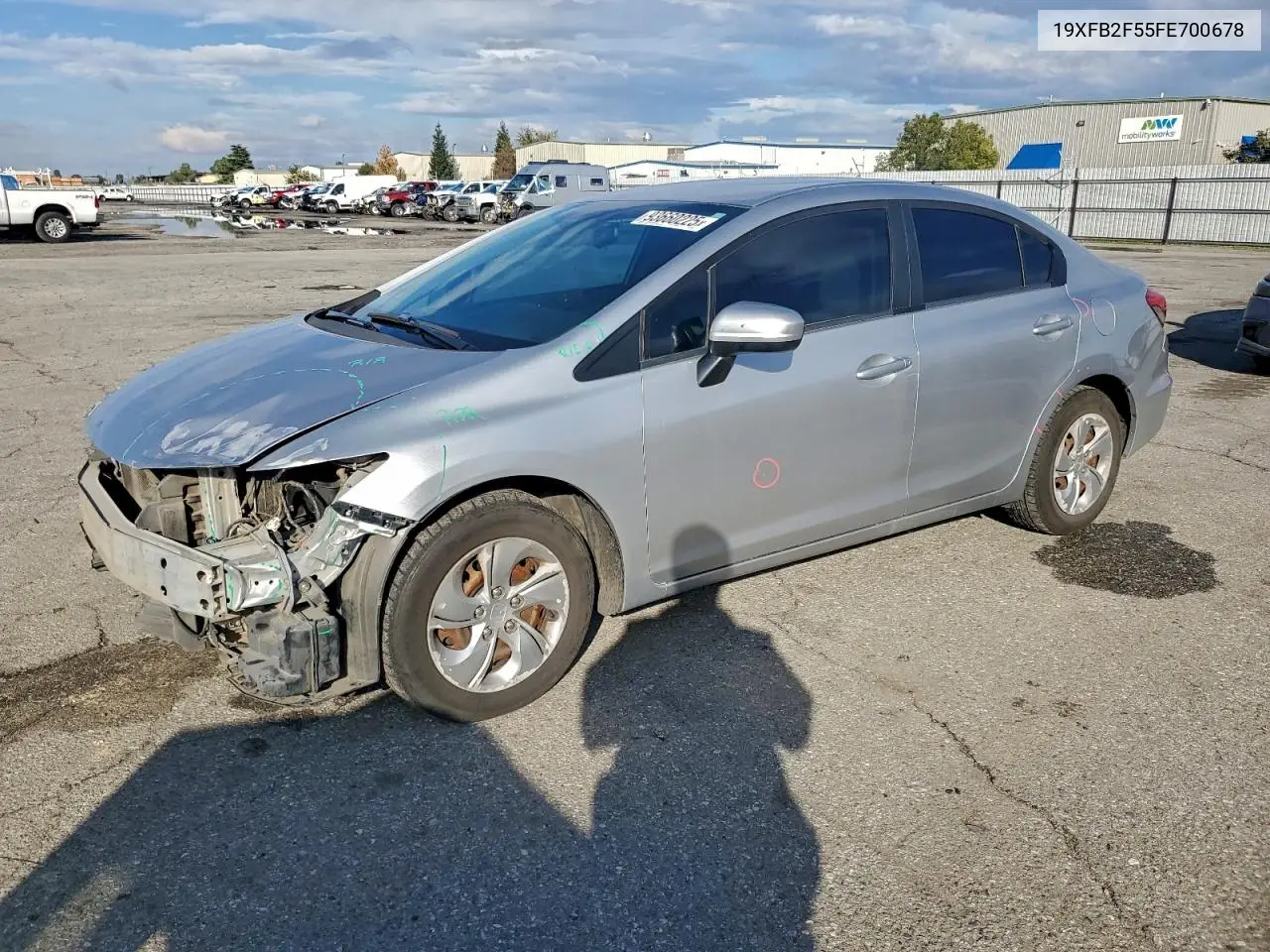 19XFB2F55FE700678 2015 Honda Civic Lx