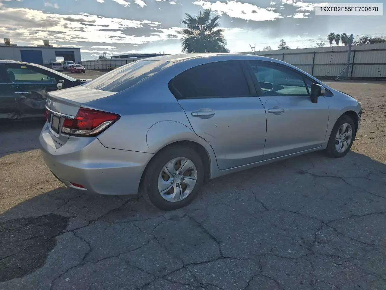 19XFB2F55FE700678 2015 Honda Civic Lx