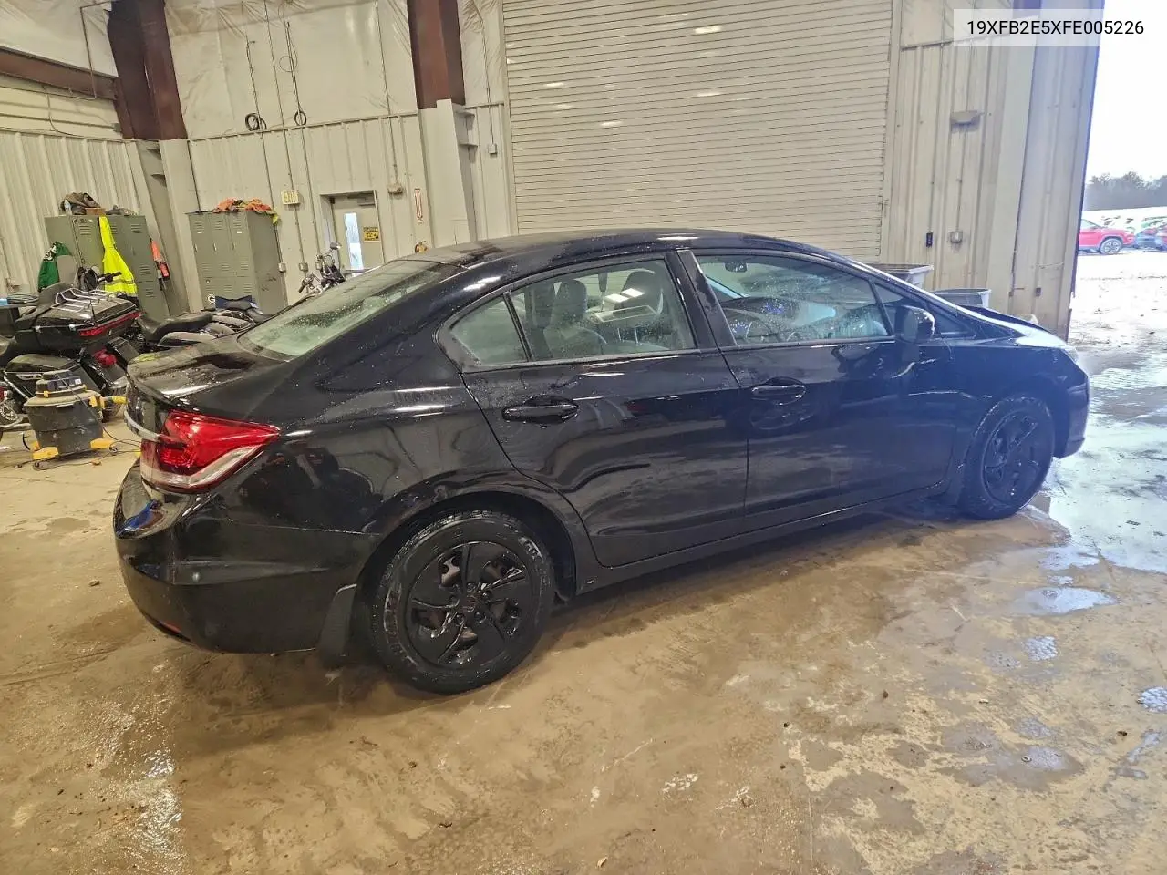 19XFB2E5XFE005226 2015 Honda Civic Lx