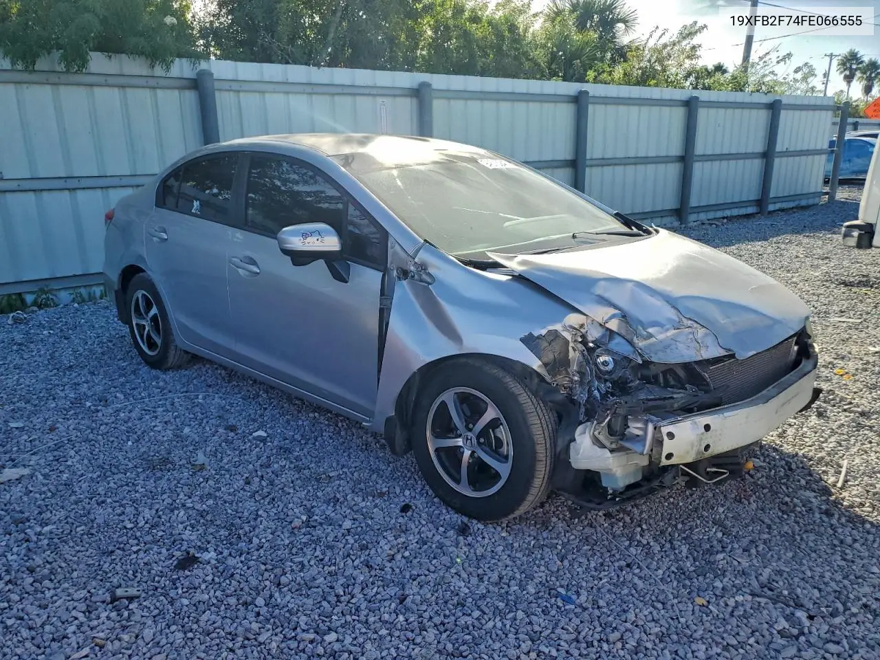 19XFB2F74FE066555 2015 Honda Civic Se
