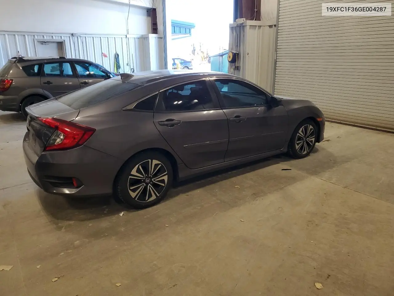 19XFC1F36GE004287 2016 Honda Civic Ex
