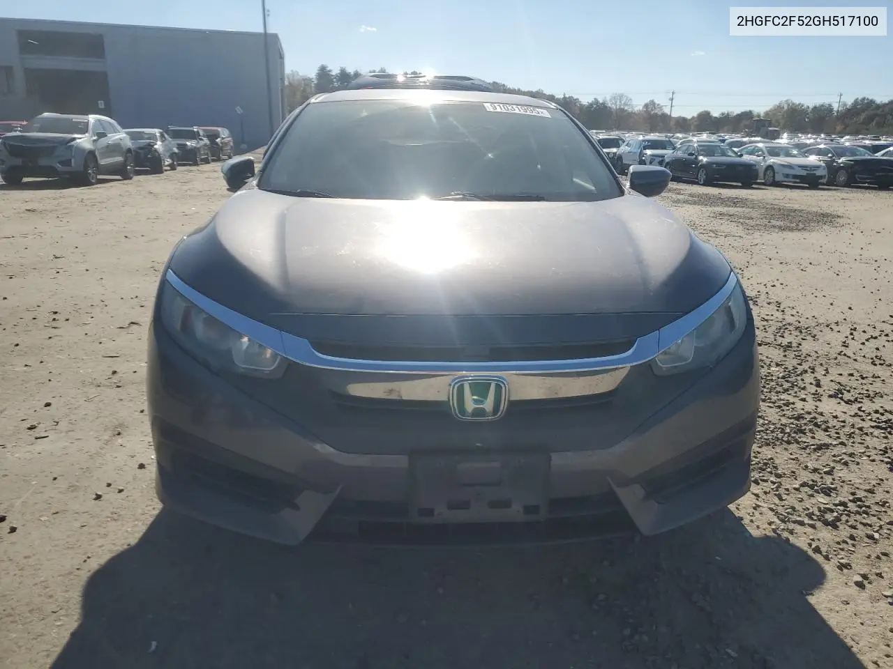 2HGFC2F52GH517100 2016 Honda Civic Lx