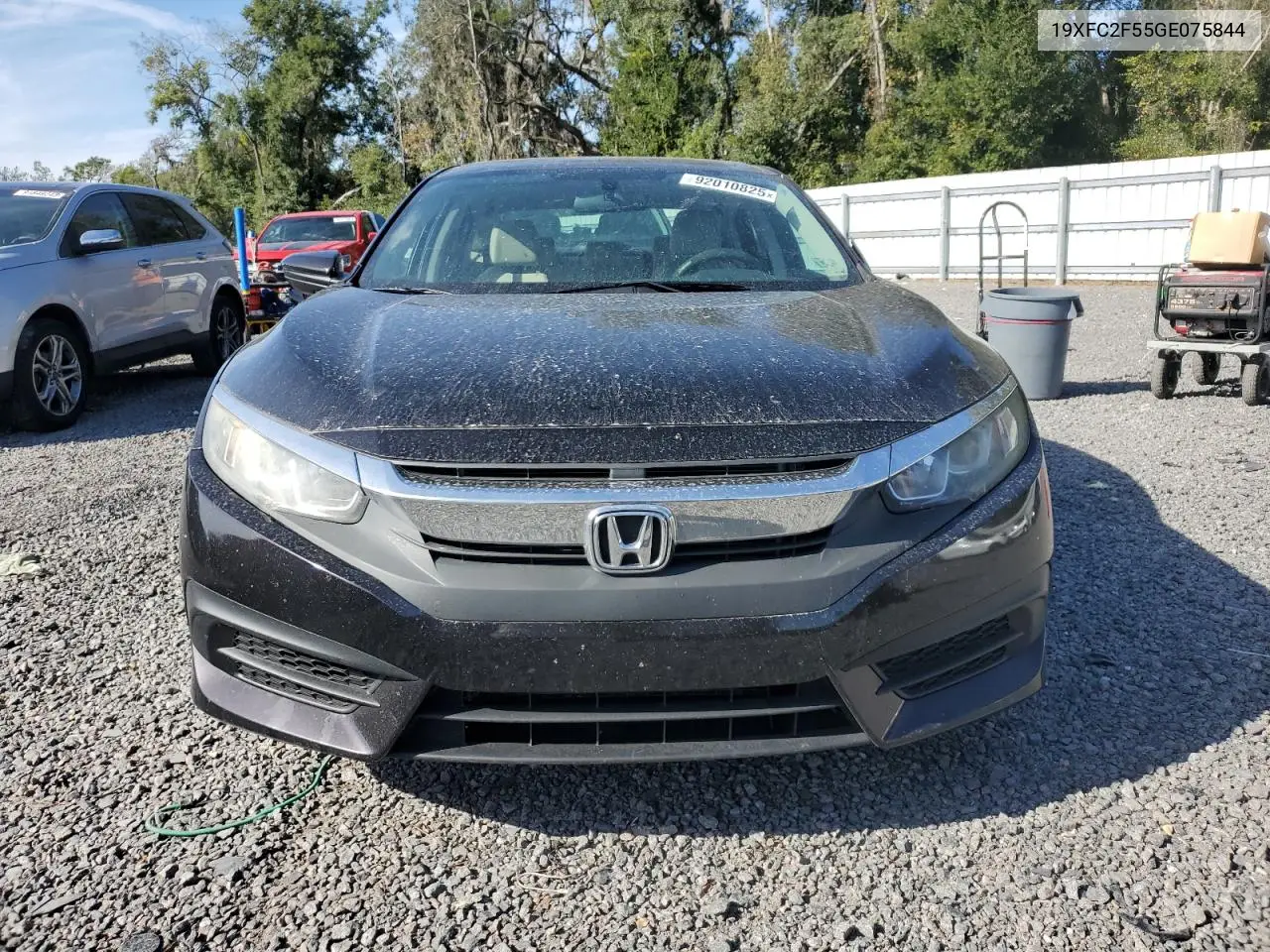 19XFC2F55GE075844 2016 Honda Civic Lx