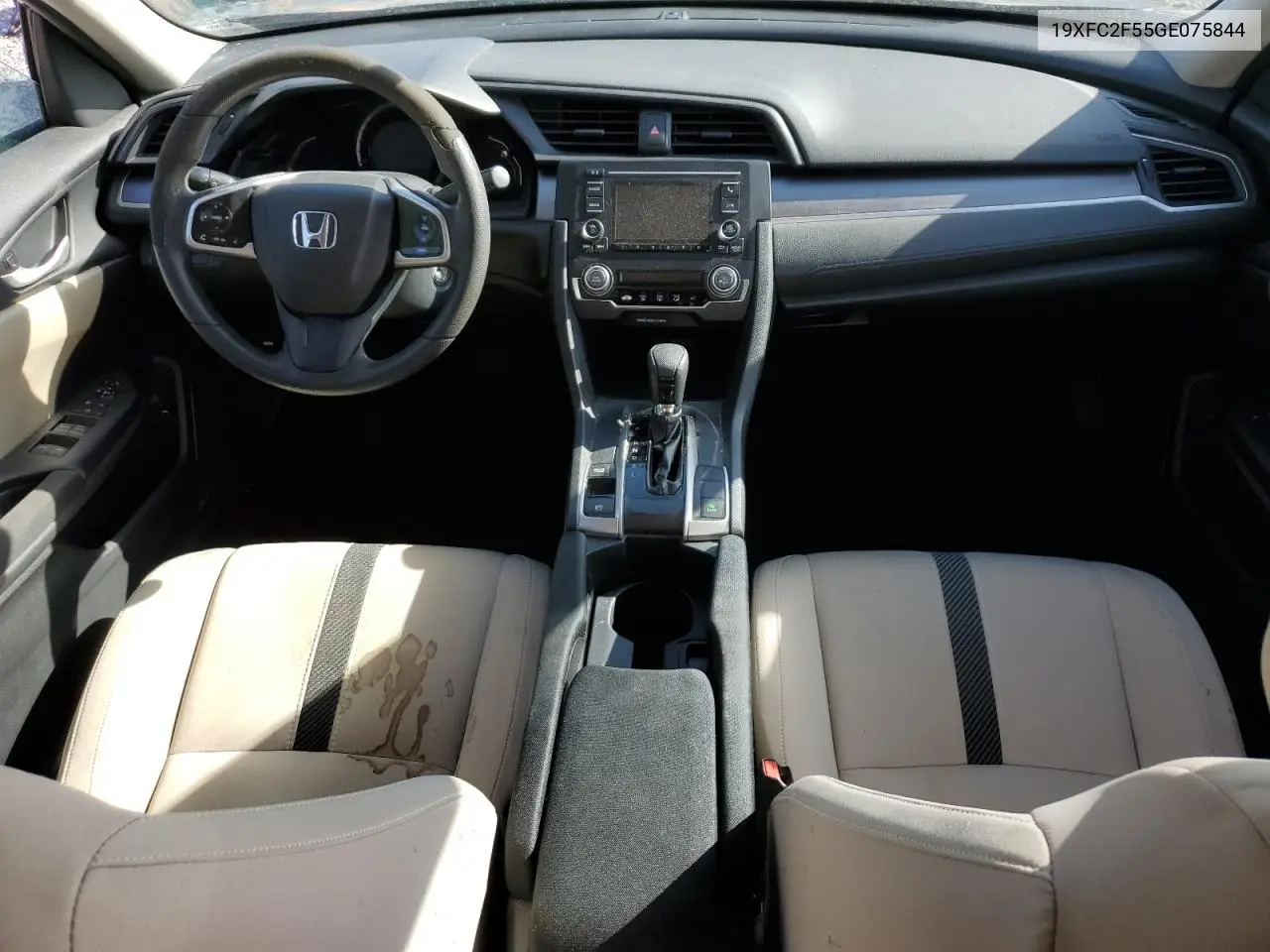 19XFC2F55GE075844 2016 Honda Civic Lx