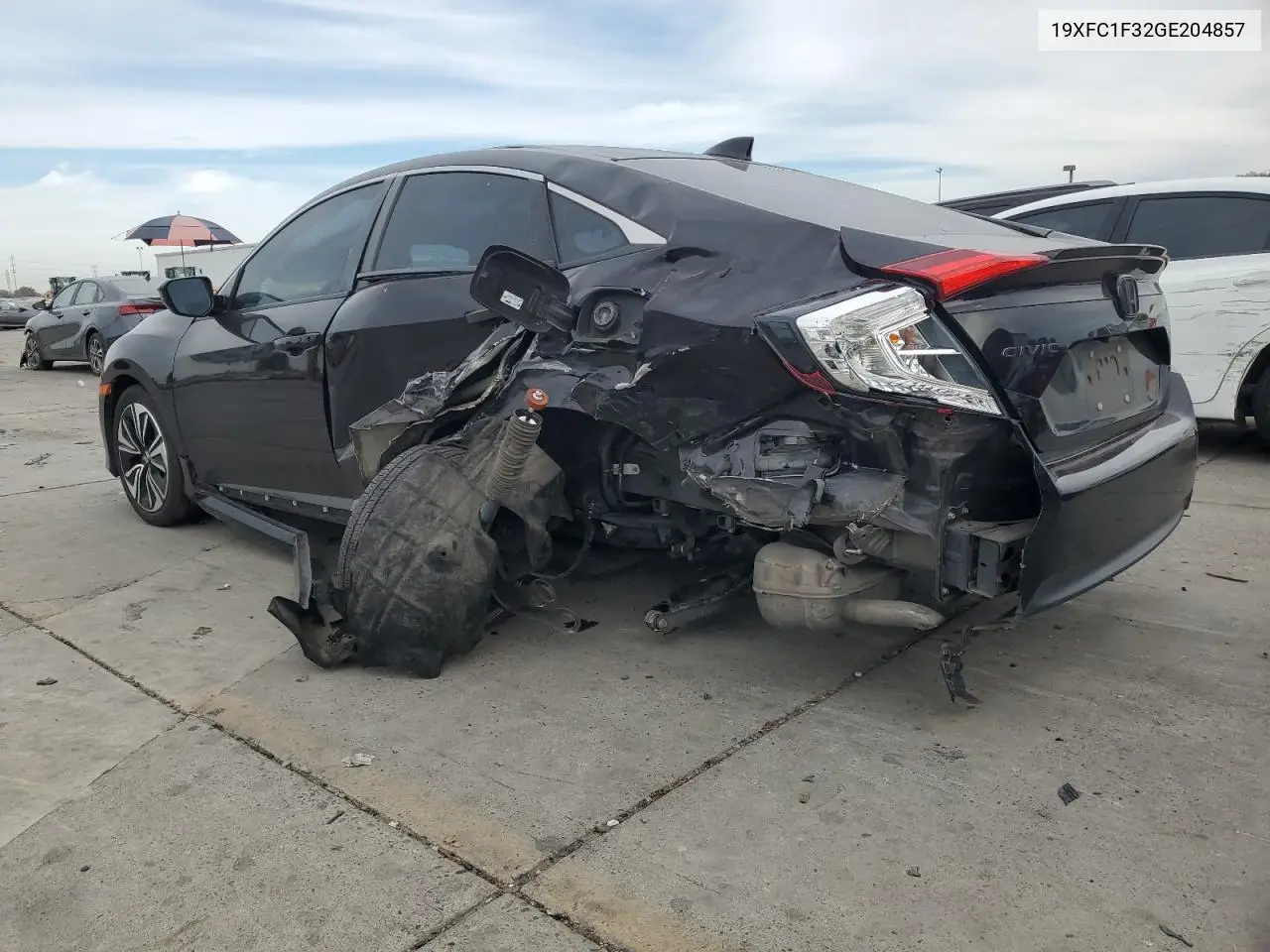 19XFC1F32GE204857 2016 Honda Civic Ex