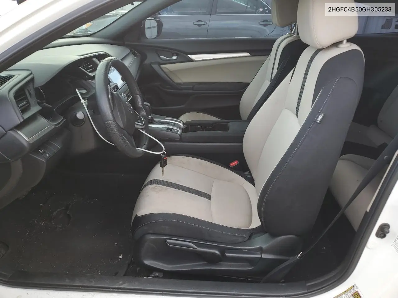 2HGFC4B50GH305233 2016 Honda Civic Lx