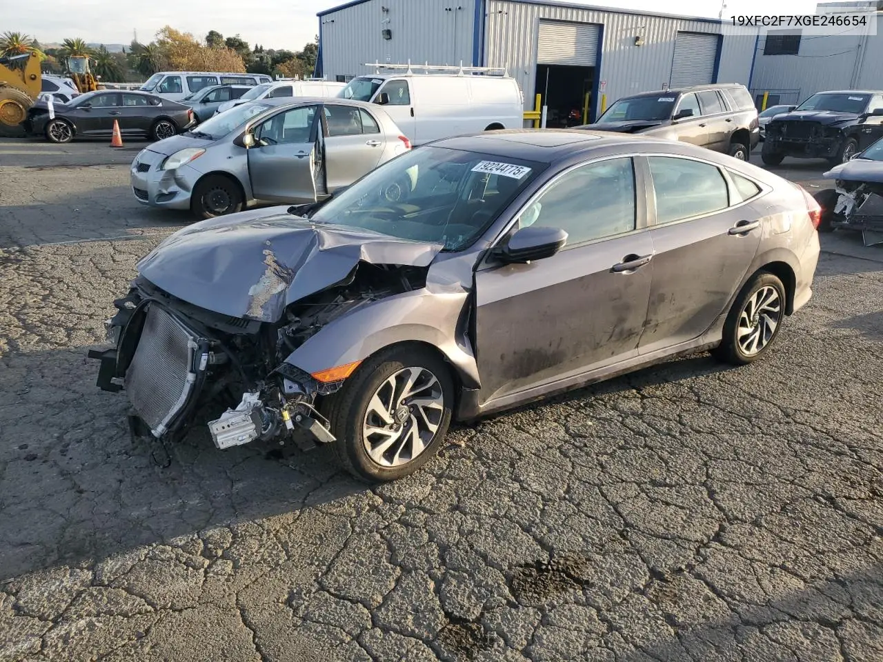 19XFC2F7XGE246654 2016 Honda Civic Ex