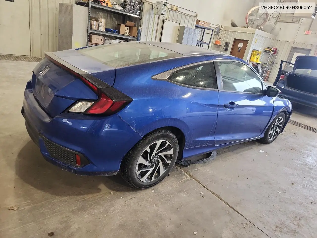 2HGFC4B09GH306062 2016 Honda Civic Lx