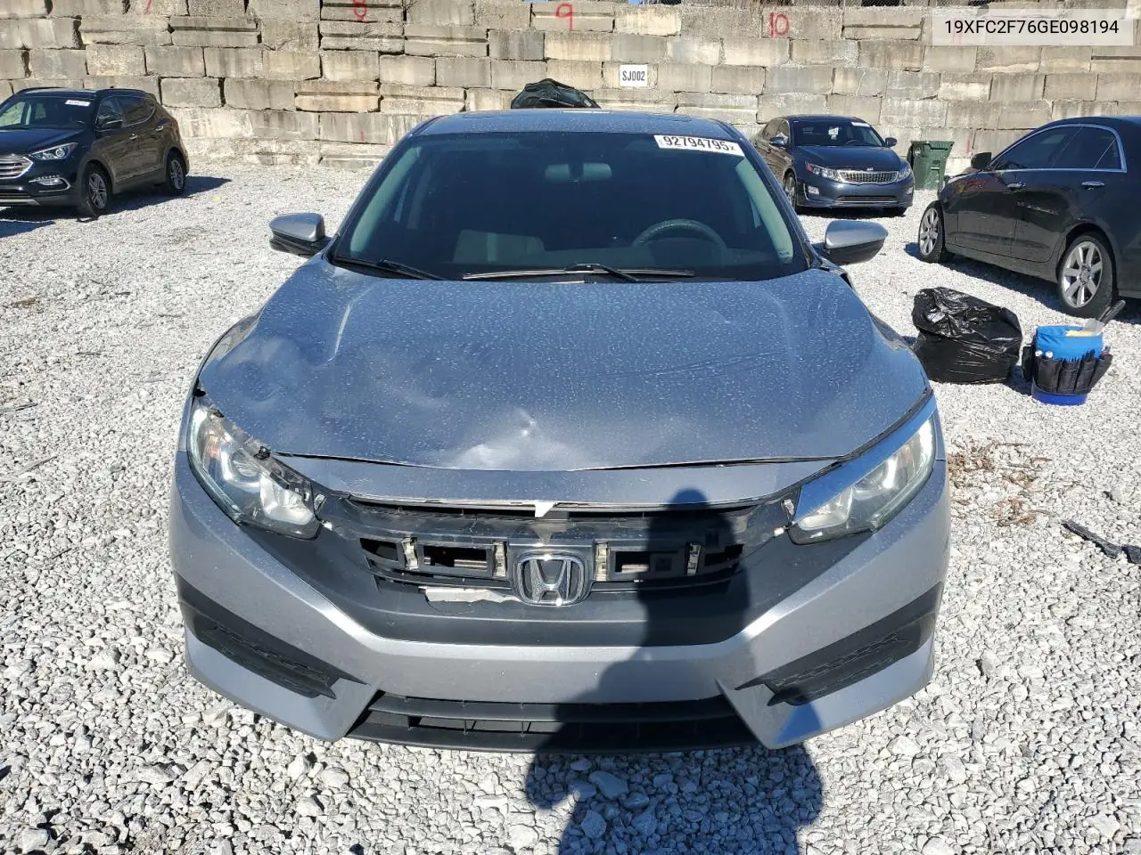 19XFC2F76GE098194 2016 Honda Civic Ex